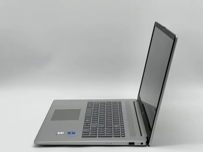 Ноутбук HP Laptop 17-c3000, I5-1334U, 16 GB, 240 GB, Intel UHD Graphics, 1600x900, TN [SH2602268] БУ - зображення 3