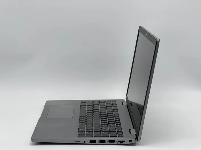 Ноутбук Dell Latitude 5520, i5-1145G7, 16 GB, 240 GB, Intel Iris Xe Graphics, 1920x1080, IPS [SH26061034] БУ - зображення 3
