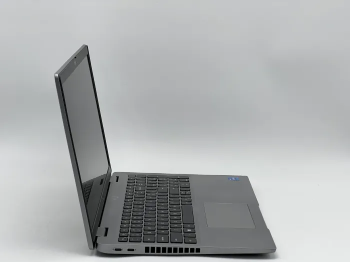 Ноутбук Dell Latitude 5520, i5-1135G7, 16 GB, 240 GB, Iris Xe Graphics, 1920x1080, IPS [SH2506252] БУ - зображення 2