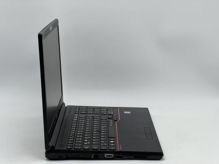 Ноутбук Fujitsu LifeBook E556, i5-6300U, 8 GB, 120 GB, Intel HD Graphics 520, 1366x768, TN [DV2608225] БУ - изображение 2
