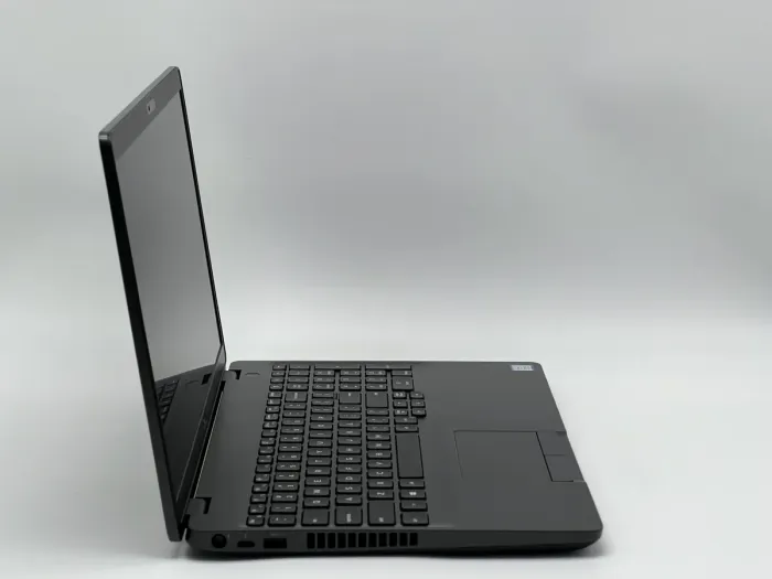 Ноутбук Dell Precision 3541, i5-9400H, 16 GB, 240 GB, Intel UHD Graphics 630, 1920x1080, IPS [SH2504504] БУ - зображення 2