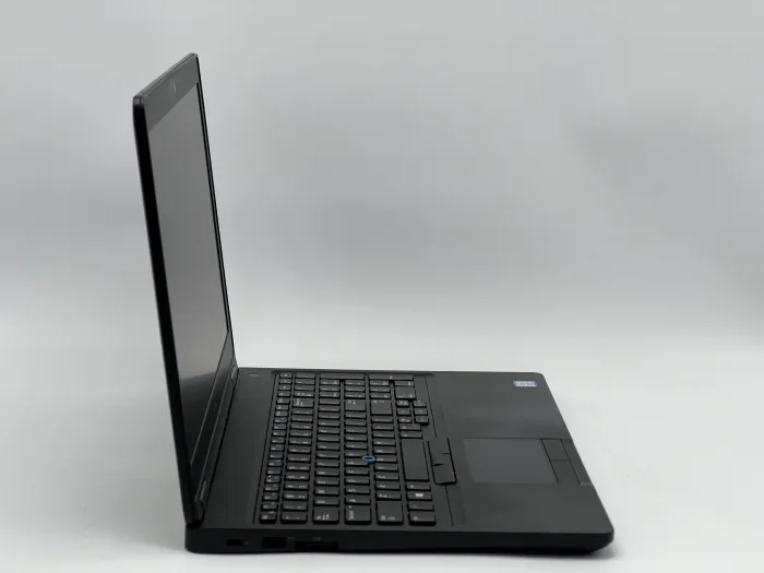 Ноутбук Dell Latitude 5590, i5-7300U, 8 GB, 120 GB, Intel HD Graphics 620, 1366x768, TN [SH26061029] БУ - изображение 2