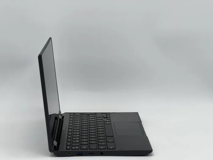 Ноутбук Lenovo 300e Chromebook 2nd Gen 2 in 1, Intel Celeron N4100, 8 GB, 32 GB, Intel UHD Graphics 600, 1366x768, IPS [2608504] БУ - зображення 2