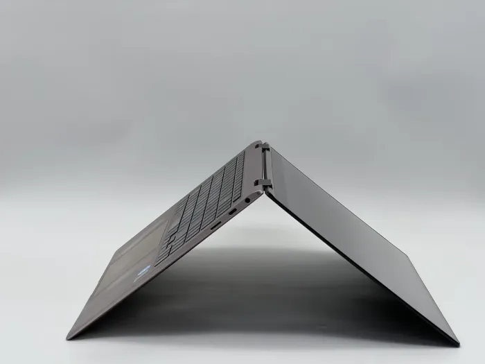Ноутбук Samsung Galaxy Book Pro 360 NP950QDB, i7-1165G7, 16 GB, 480 GB, Intel Iris Xe Graphics, 1920x1080, OLED [SH2604144] БУ - зображення 4