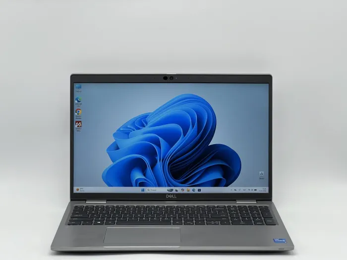Ноутбук Dell Latitude 5520, i5-1145G7, 16 GB, 240 GB, Intel Iris Xe Graphics, 1920x1080, IPS [SH2505629] БУ - зображення 1