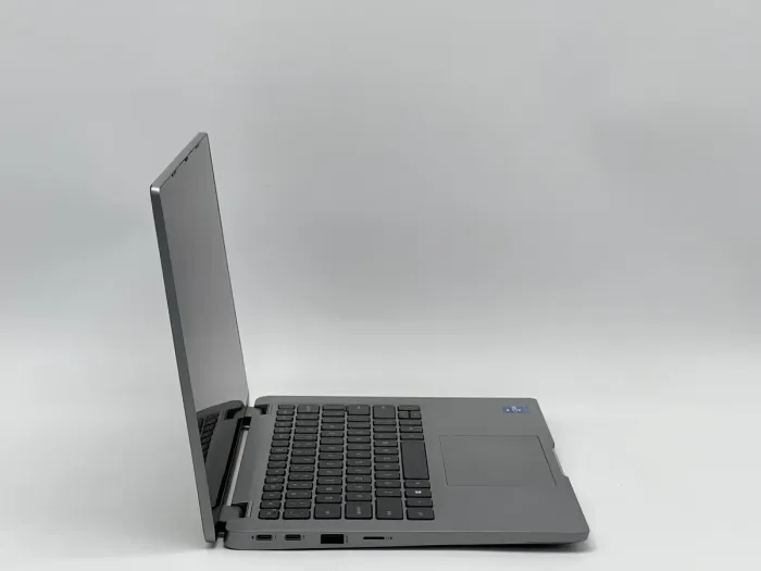 Ноутбук Dell Latitude 5320 2-in-1, i7-1185G7, 16 GB, 240 GB, Intel Iris Xe Graphics, 1920x1080, IPS [SH26031377] БУ - зображення 2
