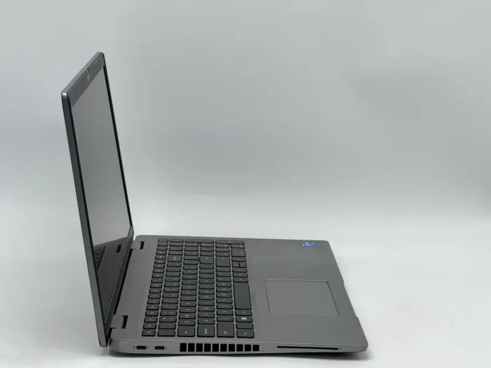 Ноутбук Dell Latitude 5520, i5-1145G7, 16 GB, 240 GB, Intel Iris Xe Graphics, 1920x1080, IPS [SH26081065] БУ - зображення 2