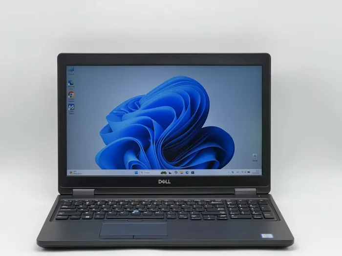 Ноутбук Dell Latitude 5590, i7-8650U, 16 GB, 240 GB, Intel UHD 620, 1920x1080, IPS [SH2602083] БУ - зображення 1