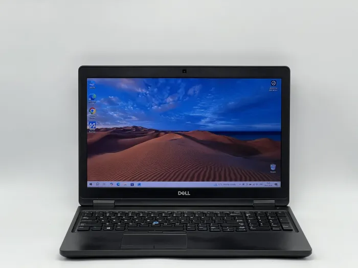 Ноутбук Dell Latitude 5590, i5-7300U, 8 GB, 120 GB, Intel HD Graphics 620, 1366x768, TN [SH26061040] БУ - зображення 1