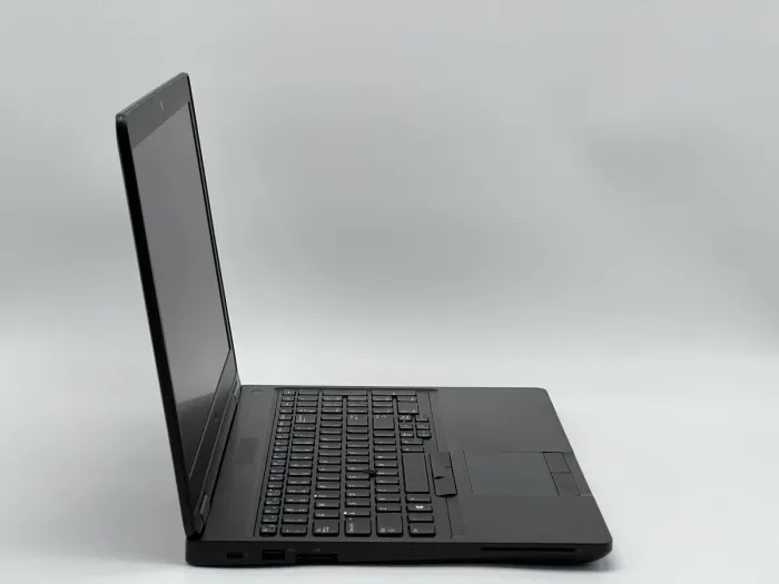 Ноутбук Dell Latitude 5590, i5-8350U, 16 GB, 480 GB, Intel UHD Graphics 620, 1920x1080, IPS [SH2603086] БУ - изображение 2