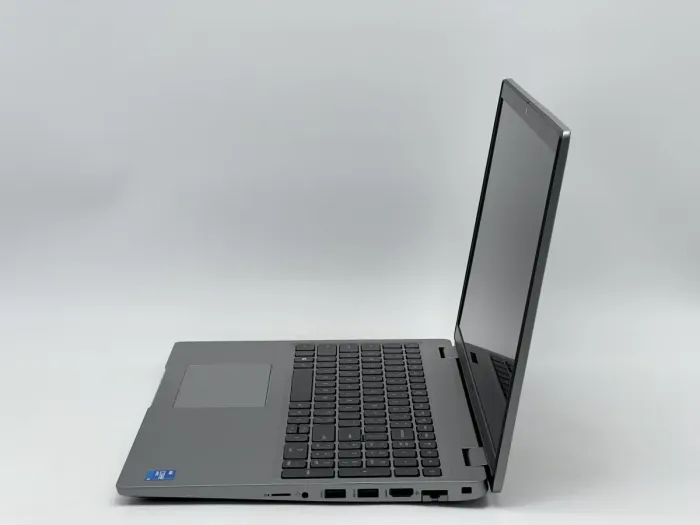 Ноутбук Dell Latitude 5520, i5-1145G7, 16 GB, 240 GB, Intel Iris Xe Graphics, 1920x1080, IPS [SH26061491] БУ - зображення 3