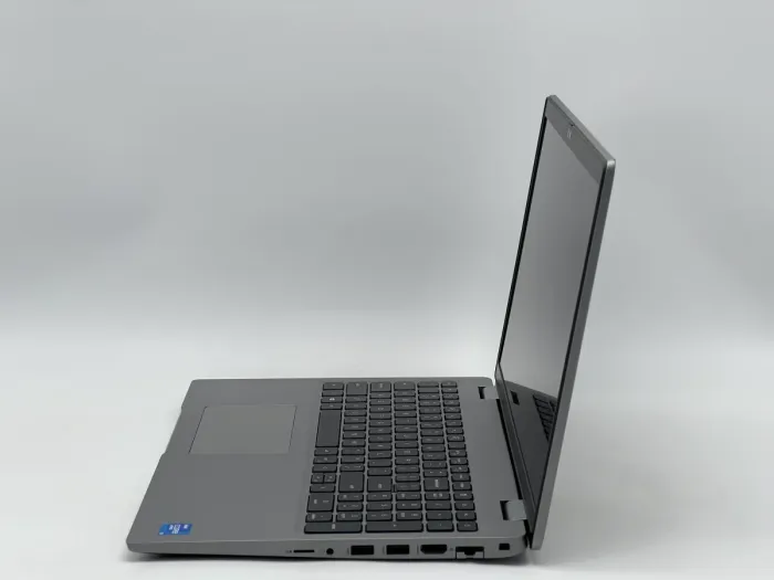 Ноутбук Dell Latitude 5520, i5-1145G7, 16 GB, 240 GB, Intel Iris Xe Graphics, 1920x1080, IPS [SH2608020] БУ - изображение 3