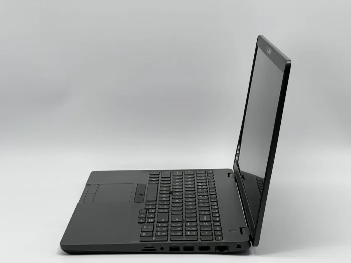 Ноутбук Dell Latitude 5500, i5-8265U, 16 GB, 240 GB, Intel UHD Graphics 620, 1920x1080, IPS [NS2509219] БУ - зображення 2