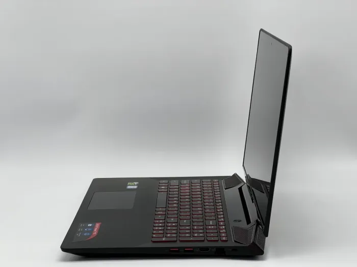Ноутбук Lenovo IdeaPad Gaming Y700 Touch - 15ISK, i7-7600HQ, 16 GB, 240 GB, NVIDIA GeForce GTX 960M, 1000 GB, 1920x1080, IPS [SH26021144] БУ - зображення 3