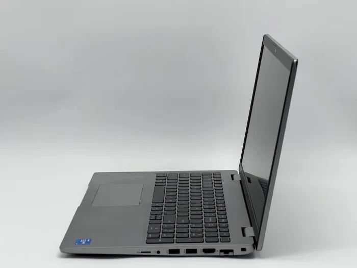 Ноутбук Dell Latitude 5520, i5-1145G7, 16 GB, 240 GB, Intel Iris Xe Graphics, 1920x1080, IPS [SH2601407] БУ - зображення 3