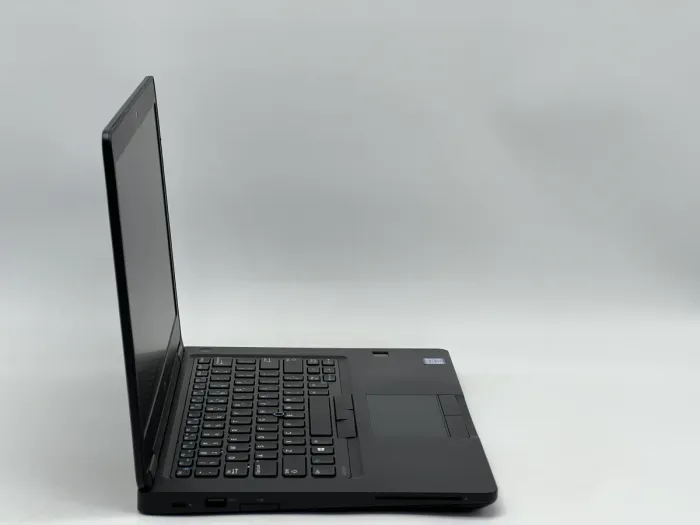 Ноутбук Dell Latitude 5480, i5-6300U, 8 GB, 120 GB, Intel HD Graphics 520, 1920x1080, TN [DV2608245] БУ - изображение 2