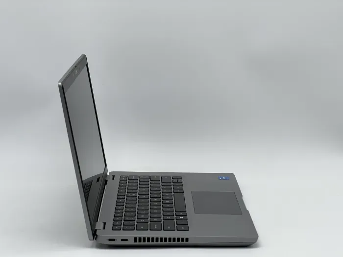 Ноутбук Dell Latitude 5431, i5-1240P, 16 GB, 240 GB, Intel Iris Xe Graphics, 1920x1080, IPS [SH26031052] БУ - зображення 2
