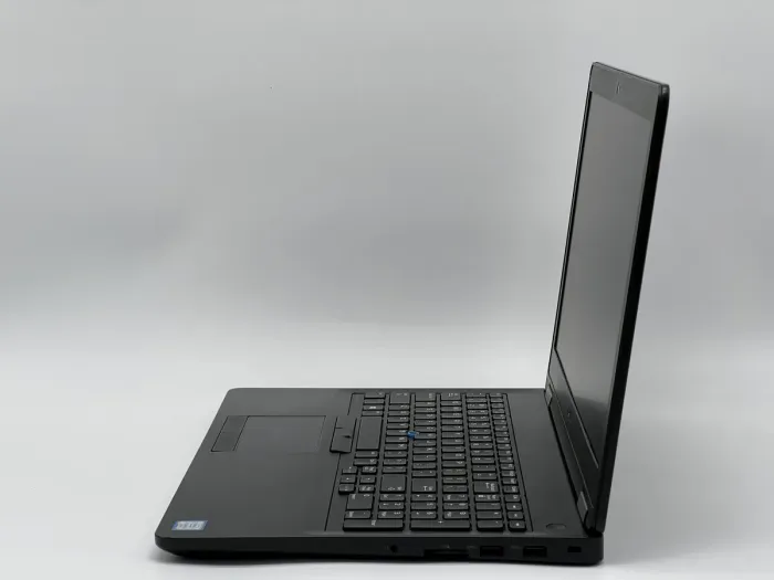 Ноутбук Dell Latitude E5570, i3-6100U, 16 GB, 240 GB, Intel HD 520, 1366x768, TN [SH2603712] БУ - зображення 3