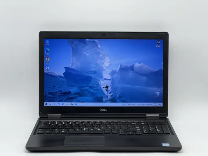 Ноутбук Dell Latitude 5590, i5-7300U, 8 GB, 120 GB, Intel HD Graphics 620, 1366x768, TN [SH26061019] БУ - зображення 1