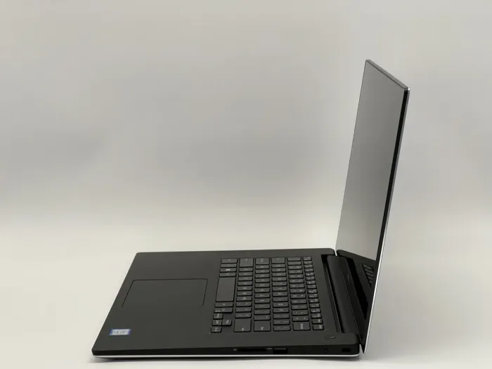Ноутбук Dell XPS 15 9550, i7-6700HQ, 16 GB, 480 GB, NVIDIA GeForce GTX 960M, 3840x2160, IPS [SH2604169] БУ - зображення 3