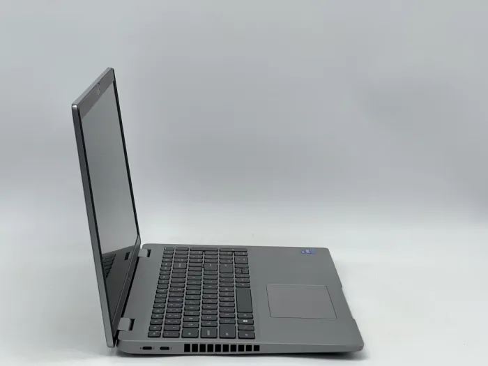 Ноутбук Dell Latitude 5530, i7-1255U, 16 GB, 480 GB, Intel UHD Graphics, 1920x1080, IPS [SH2609077] БУ - зображення 2