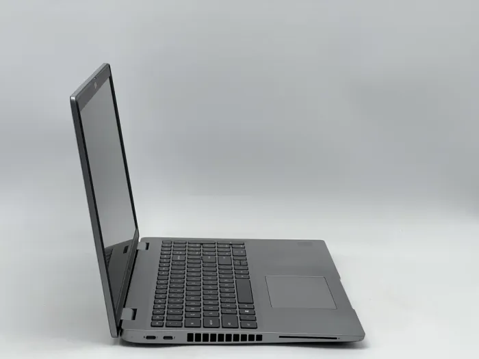 Ноутбук Dell Latitude 5520, i5-1145G7, 16 GB, 240 GB, Intel Iris Xe Graphics, 1920x1080, IPS [SH26061034] БУ - зображення 2