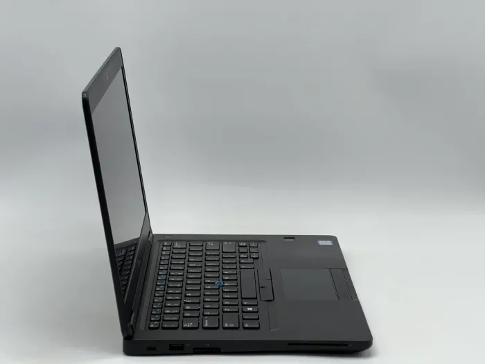 Ноутбук Dell Latitude 5490, i5-7300U, 8 GB, 240 GB, Intel HD Graphics 620, 1920x1080, IPS [SH26061017] БУ - зображення 2