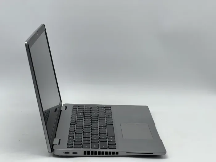 Ноутбук Dell Latitude 5520, i5-1145G7, 16 GB, 240 GB, Intel Iris Xe Graphics, 1920x1080, IPS [SH2605207] БУ - изображение 2