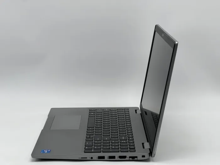 Ноутбук Dell Latitude 5520, i5-1145G7, 16 GB, 240 GB, Intel Iris Xe Graphics, 1920x1080, IPS [SH26061015] БУ - зображення 3