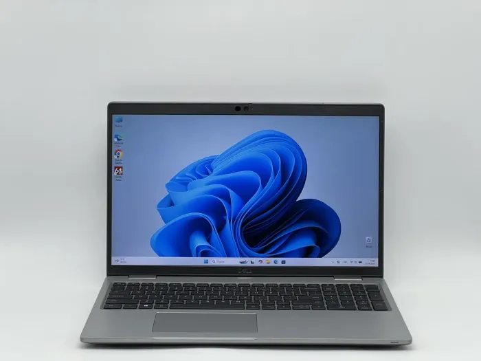 Ноутбук Dell Latitude 5520, i5-1135G7, 16 GB, 240 GB, Intel Iris Xe Graphics, 1920x1080, IPS [SH26021727] БУ - зображення 1