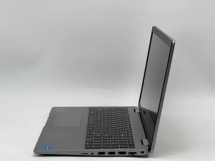 Ноутбук Dell Latitude 5520, i5-1135G7, 16 GB, 240 GB, Intel Iris Xe Graphics, 1920x1080, IPS [SH26071169] БУ - зображення 3