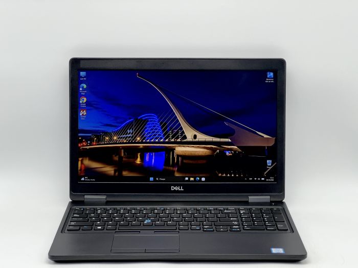 Ноутбук Dell Latitude 5590, i5-8350U, 16 GB, 240 GB, Intel UHD Graphics 620, 1920x1080, IPS [SH2610130] БУ - зображення 1