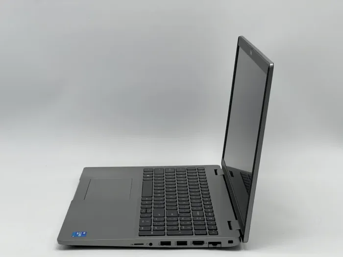 Ноутбук Dell Latitude 5520, i5-1145G7, 16 GB, 240 GB, Intel Iris Xe Graphics, 1920x1080, IPS [SH26061014] БУ - зображення 3