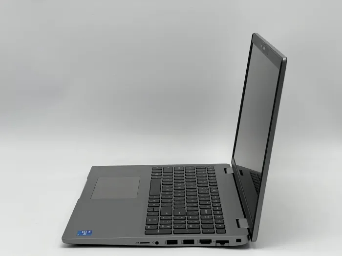 Ноутбук Dell Latitude 5520, i5-1145G7, 16 GB, 240 GB, Intel Iris Xe Graphics, 1920x1080, IPS [SH25121543] БУ - зображення 3