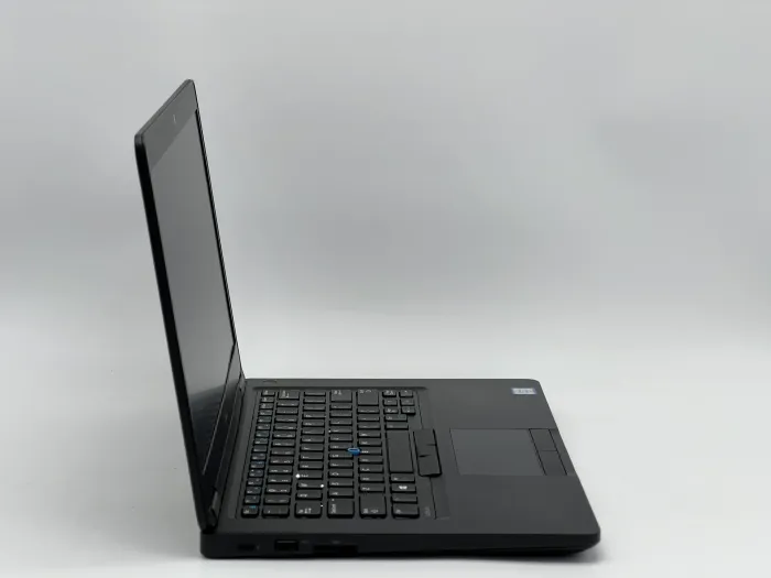 Ноутбук Dell Latitude 5480, i7-6600U, 16 GB, 480 GB, NVIDIA GeForce 930 MX, 1366x768, TN [SH26031374] БУ - зображення 2