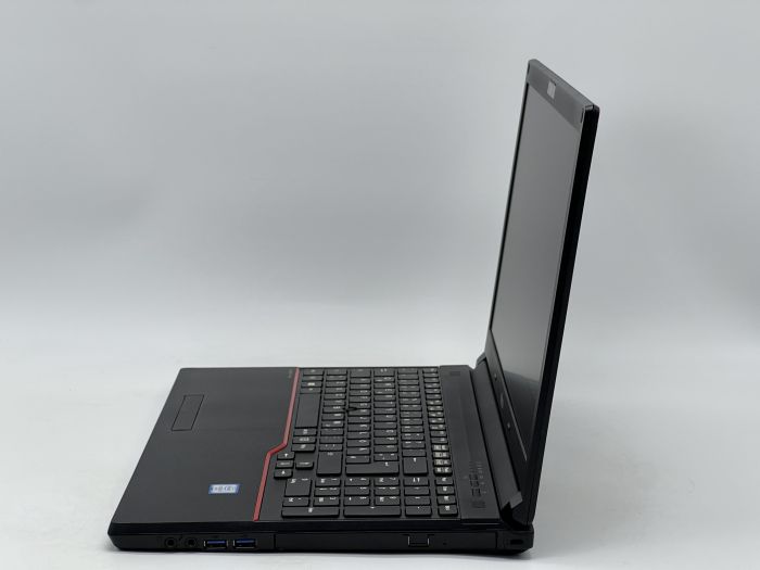 Ноутбук Fujitsu LifeBook E556, i5-6300U, 8 GB, 120 GB, Intel HD Graphics 520, 1366x768, TN [DV2608228] БУ - изображение 3