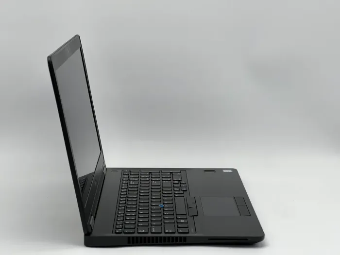 Ноутбук Dell Latitude E5570, i5-6300U, 8 GB, 240 GB, Intel HD Graphics 520, 1366x768, TN [SH2604549] БУ - изображение 2