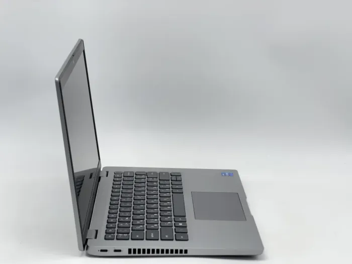 Ноутбук Dell Latitude 5430, i7-1185G7, 16 GB, 240 GB, Intel Iris Xe Graphics, 1920x1080, IPS [SH2604563] БУ - зображення 2