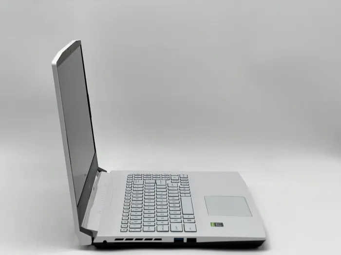 Ноутбук MSI Sword 15 A11UD-001US, i5-11400H, 16 GB, 480 GB, NVIDIA GeForce RTX 3050 Ti, 1920x1080, IPS [SH2602003] БУ - зображення 2