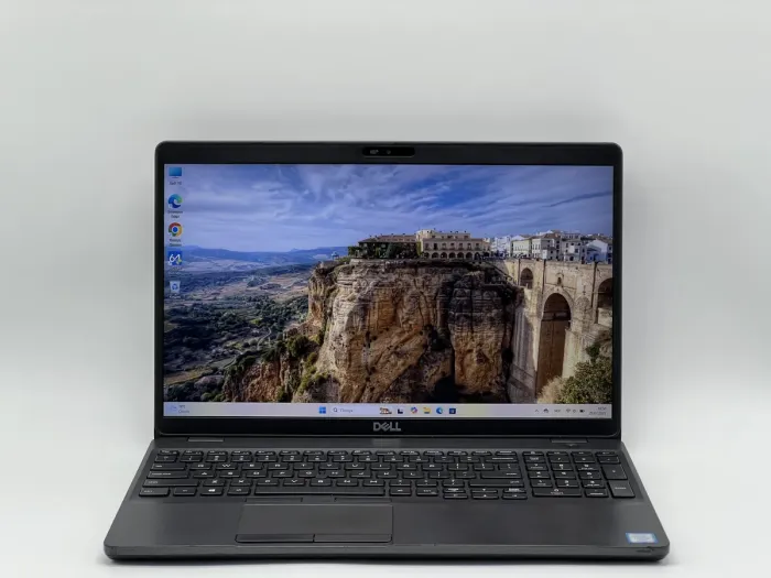 Ноутбук Dell Latitude 5500, i5-8365U, 16 GB, 240 GB, Intel UHD Graphics 620, 1920x1080, IPS [SH2506245] БУ - изображение 1
