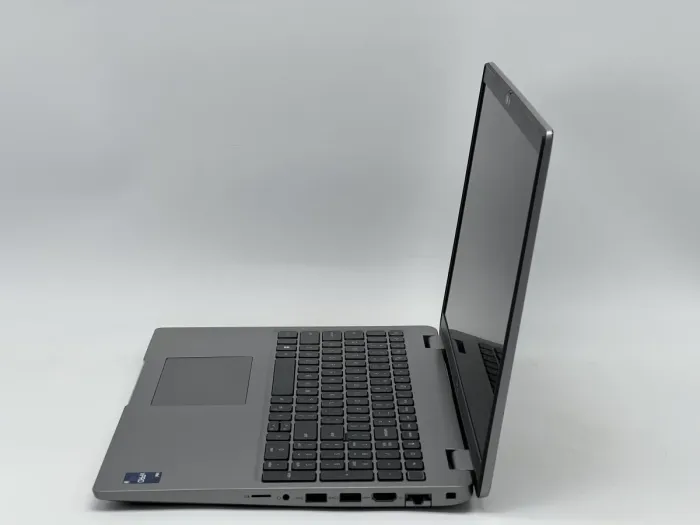 Ноутбук Dell Latitude 5540, i5-1345U, 16 GB, 240 GB, Intel Iris Xe Graphics, 1920x1080, IPS [SH2606606] БУ - зображення 3