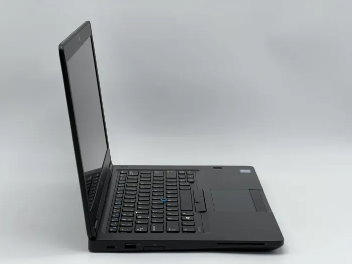 Ноутбук Dell Latitude 5480, i5-6300U, 8 GB, 240 GB, Intel HD Graphics 520, 1920x1080, IPS [SH2603088] БУ - зображення 2