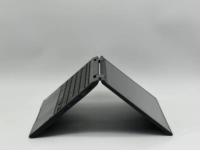 Ноутбук Lenovo 300e Chromebook 2nd Gen, Intel Celeron N4100, 8 GB, 32 GB, Intel UHD Graphics 600, 1366x768, IPS [2602303] БУ - изображение 4