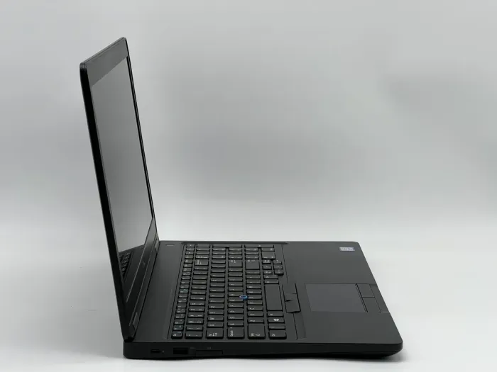 Ноутбук Dell Latitude 5590, i7-8650U, 16 GB, 240 GB, Intel UHD 620, 1920x1080, IPS [SH2602083] БУ - зображення 2