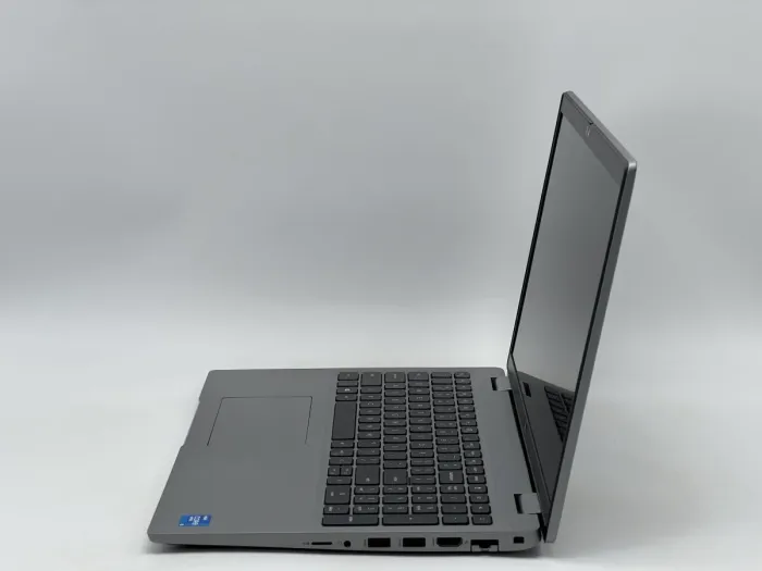 Ноутбук Dell Latitude 5520, i5-1145G7, 16 GB, 240 GB, Intel Iris Xe Graphics, 1920x1080, IPS [SH26081074] БУ - зображення 3
