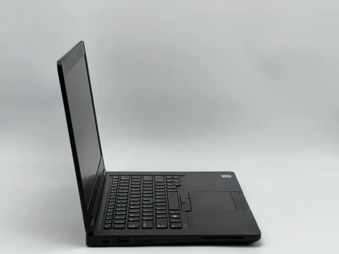 Ноутбук Dell Latitude 5480, i5-6300U, 8 GB, 240 GB, Intel HD Graphics 520, 1366x768, TN [SH2604151] БУ - зображення 2