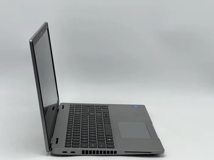 Ноутбук Dell Latitude 5520, i5-1145G7, 16 GB, 240 GB, Intel Iris Xe Graphics, 1920x1080, IPS [SH2605316] БУ - зображення 2