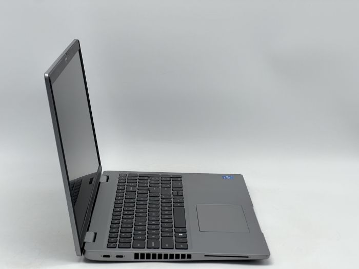 Ноутбук Dell Latitude 5520, i5-1145G7, 16 GB, 240 GB, Intel Iris Xe Graphics, 1920x1080, IPS [SH26081072] БУ - зображення 2