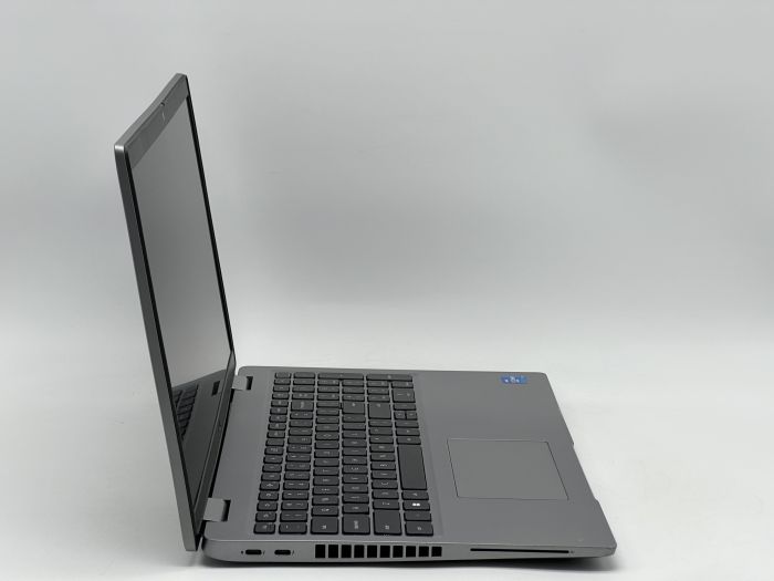 Ноутбук Dell Latitude 5520, i5-1145G7, 16 GB, 240 GB, Intel Iris Xe Graphics, 1920x1080, IPS [SH2609579] БУ - зображення 2