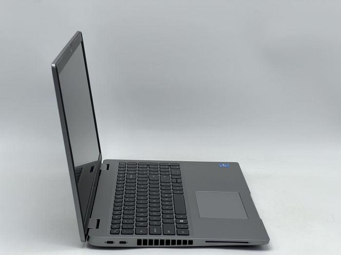 Ноутбук Dell Latitude 5520, i5-1145G7, 16 GB, 240 GB, Intel Iris Xe Graphics, 1920x1080, IPS [SH26091028] БУ - изображение 2